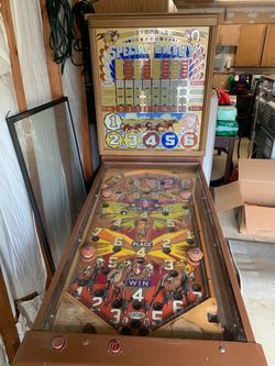 RARE 1947 Bally “Special Entry” Horse Racing Arcade Machine – $400