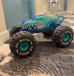 MegaWrex Remote Truck XL 1:6 Scale