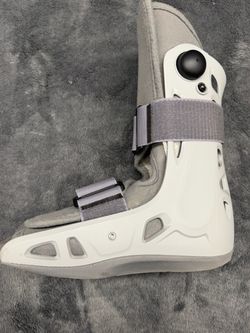 Adult Medium Walking Boot With Pump In Good Shape!