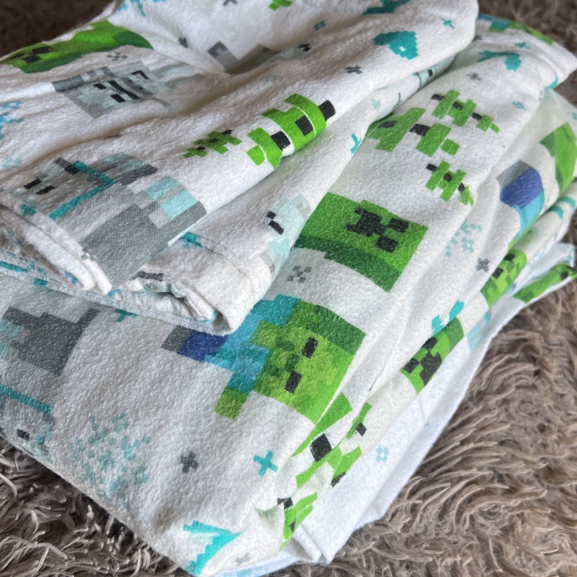 Twin Size Minecraft linens