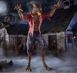Giant werewolf 9.5 feet