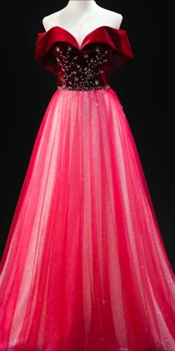 Beautiful Dress for any formal event/school dance