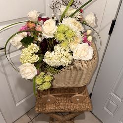 BOOK your Baby Carriage Buggy Stroller Rattan Prop