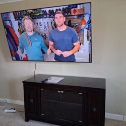 Multiple Tv's With Mount And Remote For Sale (See Details For Sizes)

