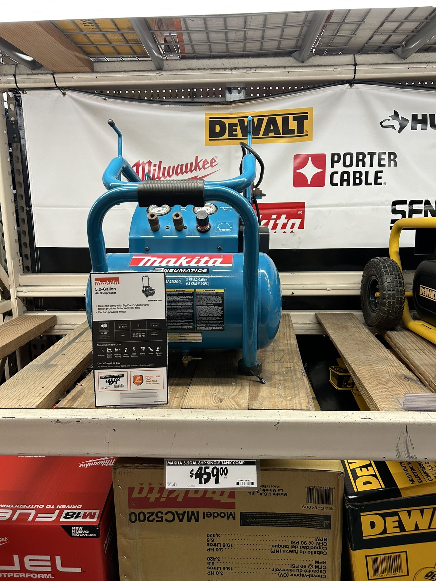 Makita Compressor 