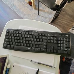 Logitech Silent Keyboard MK295