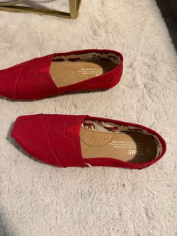 TOMS Classic Canvas Slip-On Flats Red W7