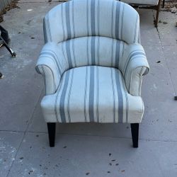 Reading Chair 