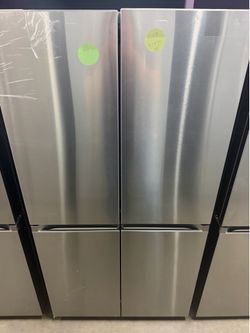 Samsung 4 door flex refrigerator counter depth ice and water