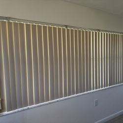 2 Blinds 