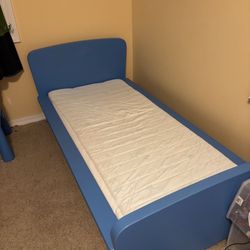 Toddler Bed /mattress