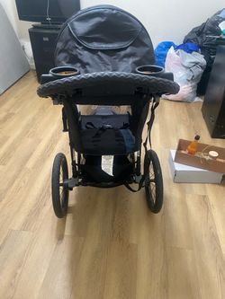 Black Jogging Stroller with Three Wheels