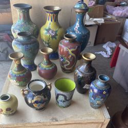 Whole Lot Of Vases 