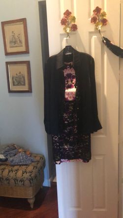 2pc Sleeveless Lacy Skirt Dress &Trina Turk Long Sleeve Satin Shirt M/L