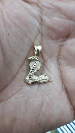 10k gold cobra 1.9 grams