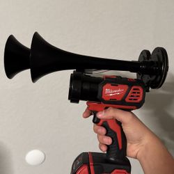 Milwaukee Train Horn