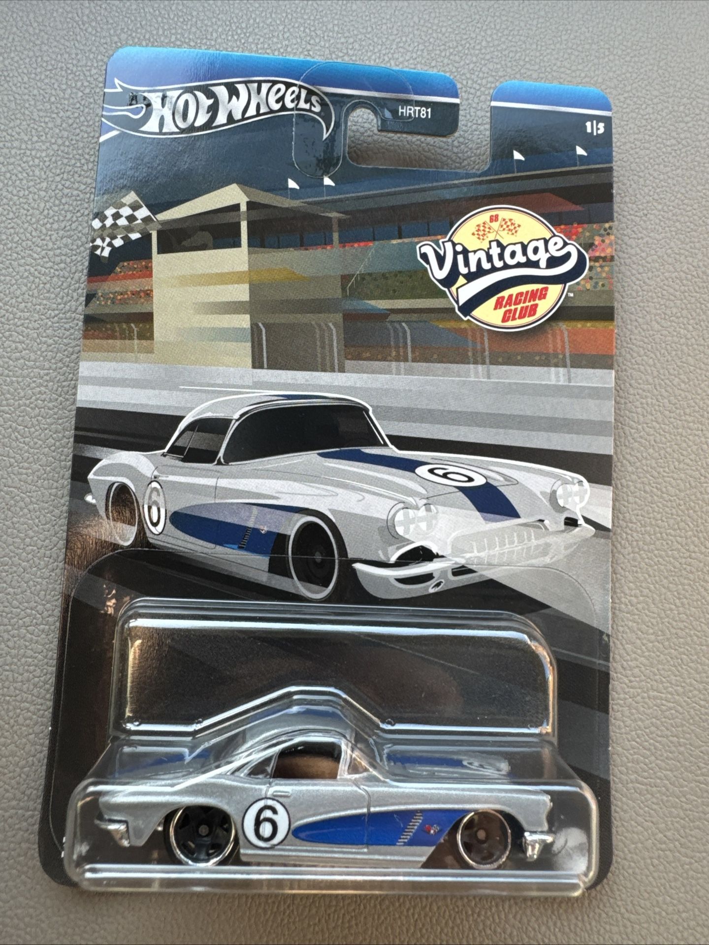 2024 Hot Wheels Vintage Racing Club B, 1962 Corvette 1:64 Diecast Model Car