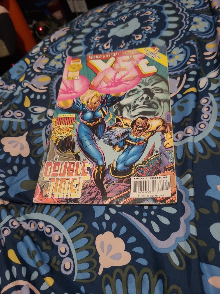 X5e  Comics Books