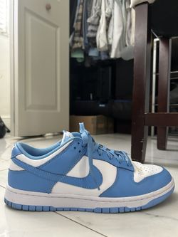 UNC Nike Dunks Size 11