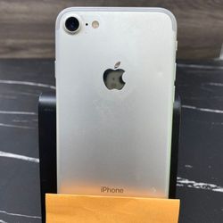 iPhone 7 128gb Unlocked ID: 11634