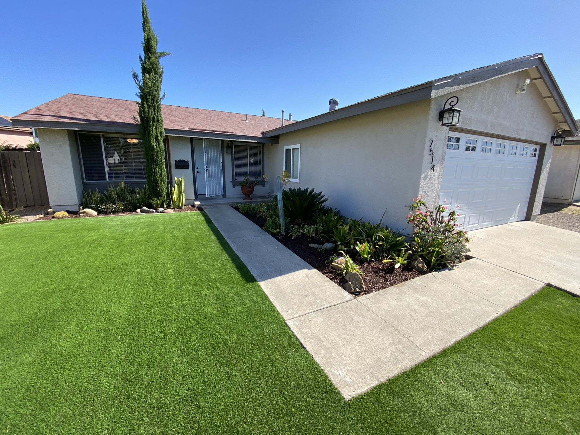 Artificial turf 15x10 size brand new grass $300 price firm ππΏππΏππΏππΏ