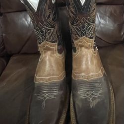 Boots Size 9 / Mexico size 28