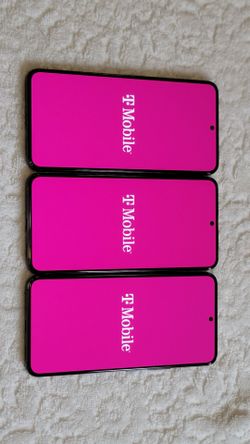 SAMSUNG GALAXY S22 5G 128 GB IN BLACK COLOR. PHONES ARE UNLOCKED FOR ANY COMPANY CARRIER 160 EACH PHONE.