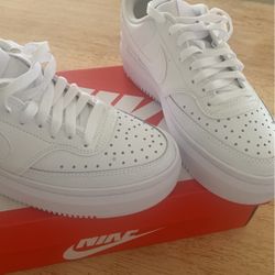 Women’s Nike court vision ALTA LTR