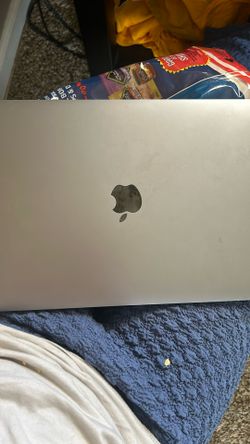 MacBook Pro 13”