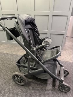 UPPAbaby Cruz V2 stroller + accessories