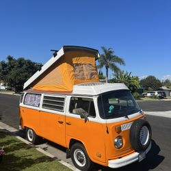 1974 Volkswagen Bus - Westfalia