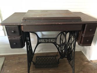 Singer sewing machine wood cabinet