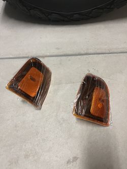 2002 Ford Ranger corner marker headlights