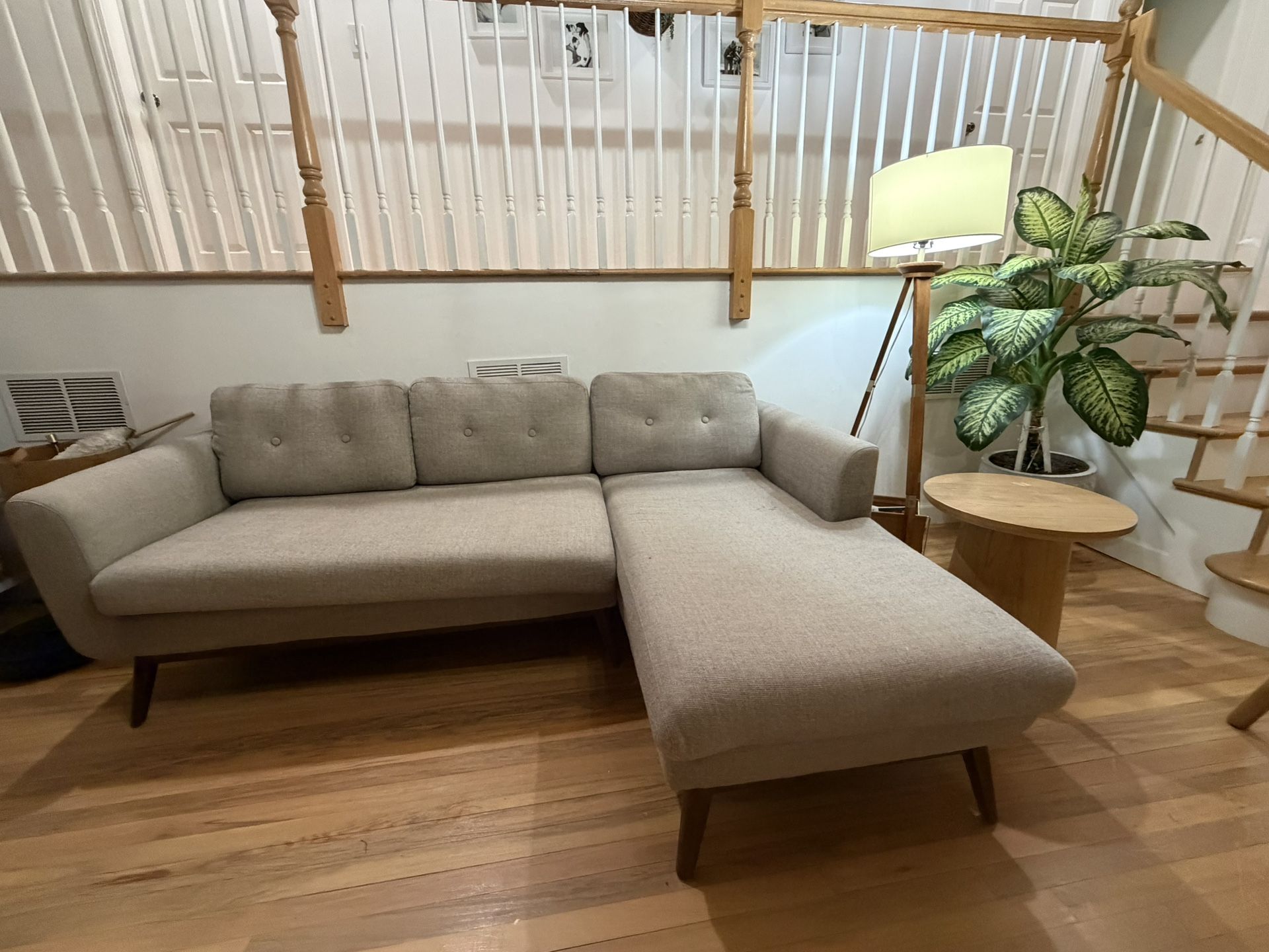✨ Mid-Century Modern Sectional Sofa – $200 (OBO)