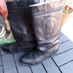 Woman Boots