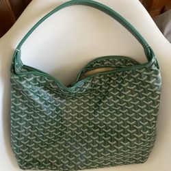 Green Hobo Bag With Designer Pattern