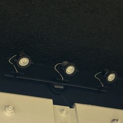 Set of 7 wall lights