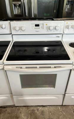 Whirlpool White Electric Range SelfClean