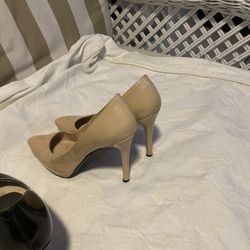 Great Heels 👠, Beige And Black Modern Colors 