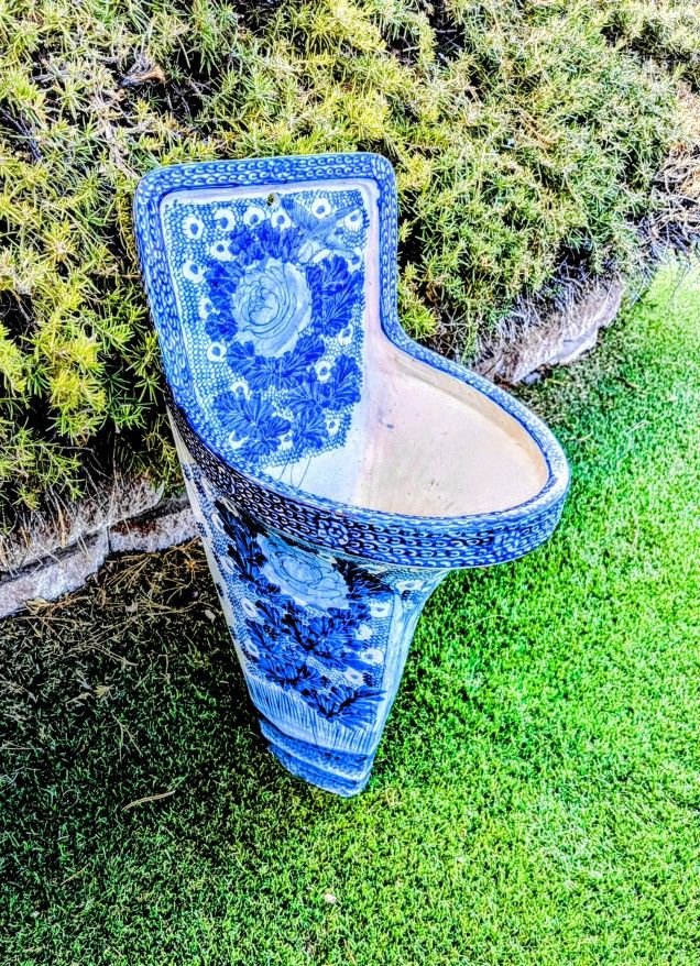 Vintage Japanese Benki Flow Small Toilet/Urinal/Flower Pot Display Garden NOS