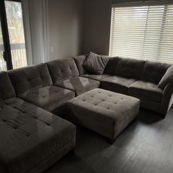 Sectional Couch 