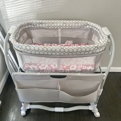Bed Side Bassinet 