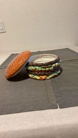 Hamburger cookie jar