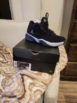 Jordan Max Aura 3 Gs Black/Wolf Grey For For Boys Size 5y