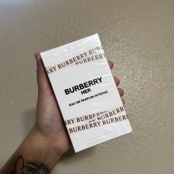 Burberry Perfume 