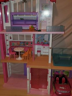 Barbie Dreamhouse