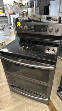Sansung stove. Double oven