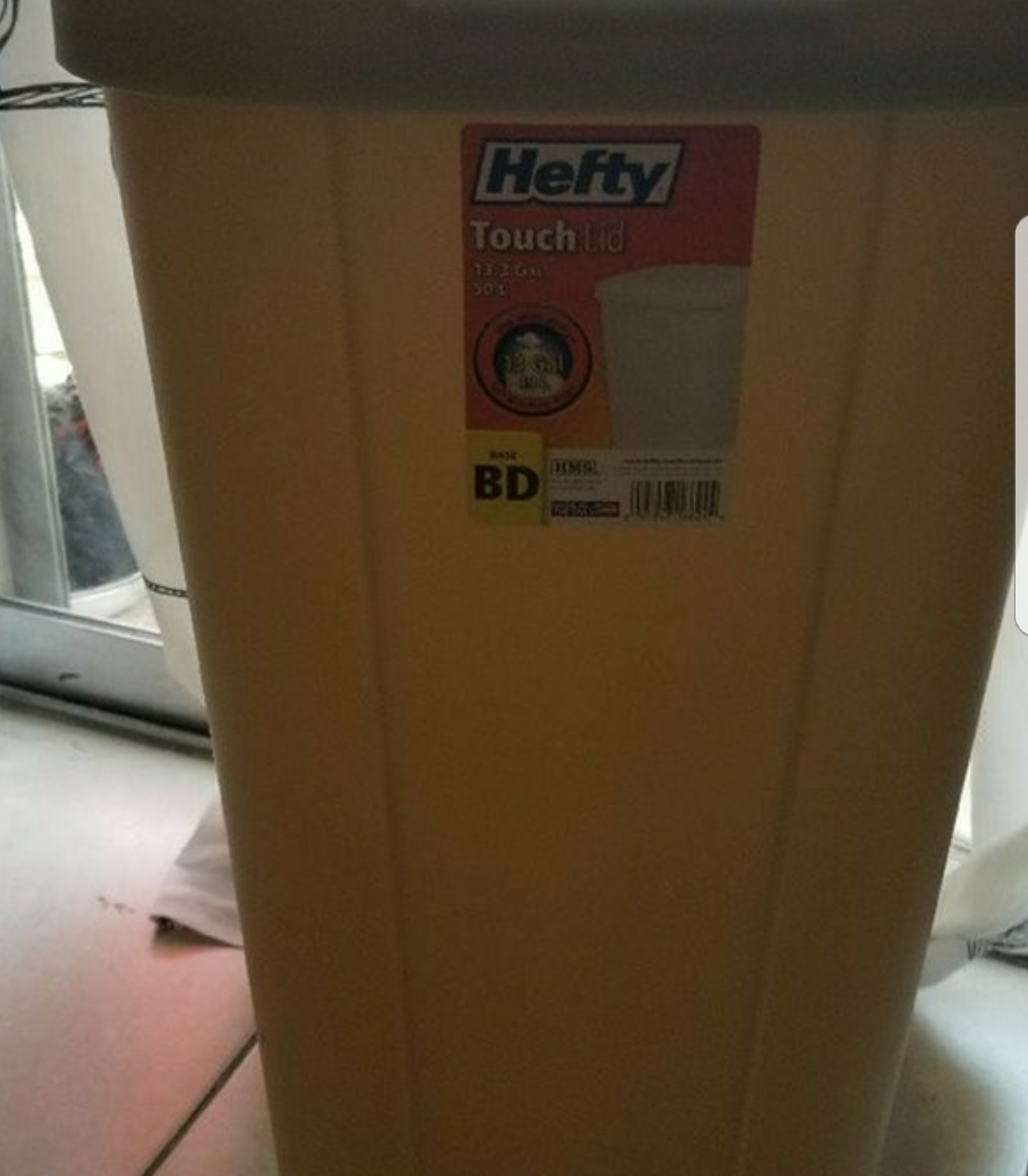 Hefty Black 13.3 Gallon Touch Lid Trash Can