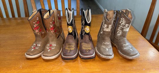 Girl boots