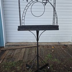 Bird Stand 